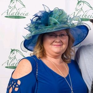 Meet your Posher, Lori